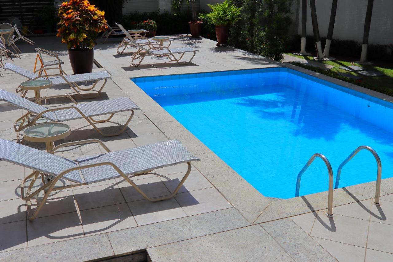 Apartamento Em Frente Ao Shopping Itaigara - Salvador Apartment Екстериор снимка